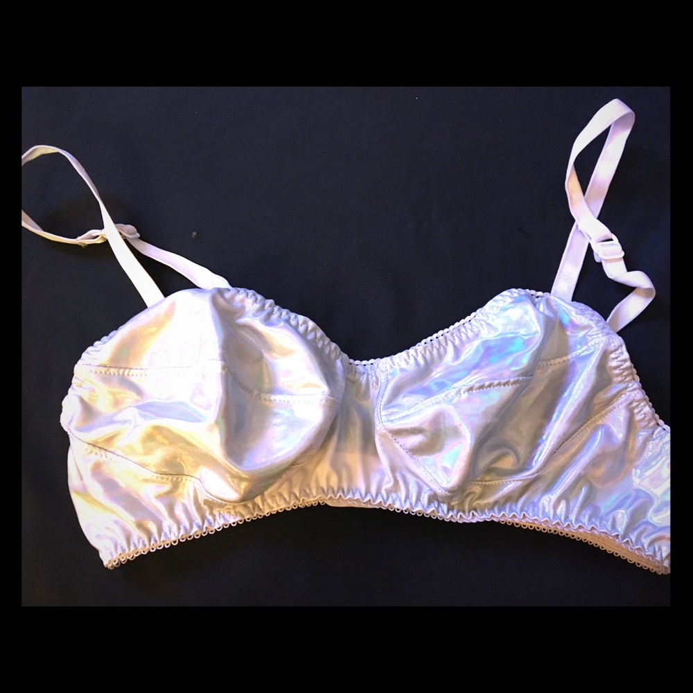 ❌ SOLD ❌Holographic Bralette 🌟