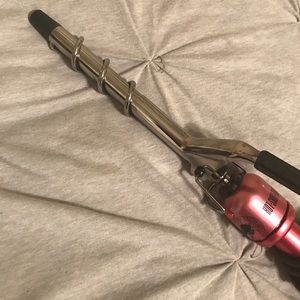 Hot shot tools curling iron