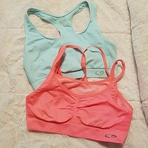 Workout bra lot