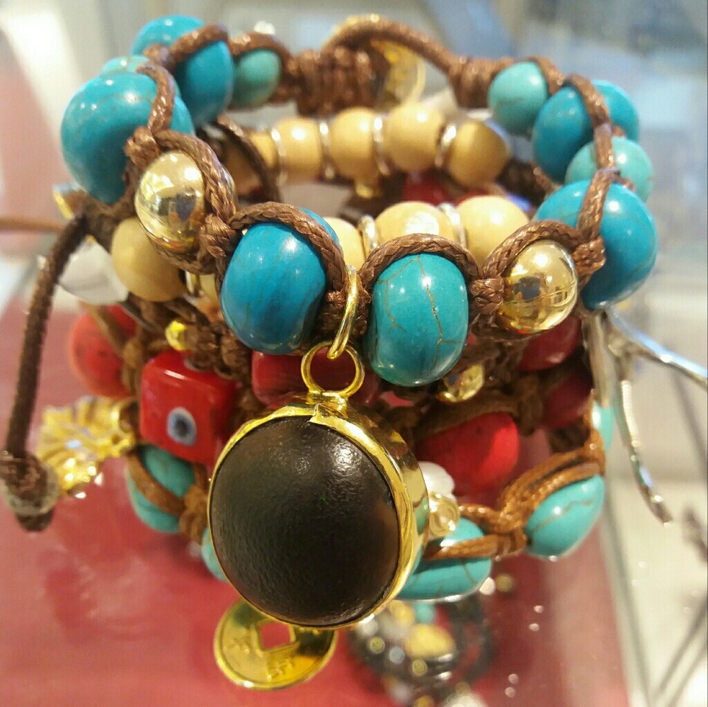Bracelet