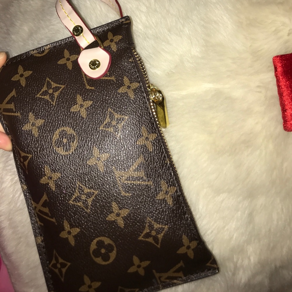 Wristlet