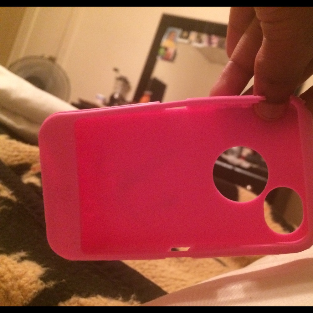 Outter box iPhone 4 case