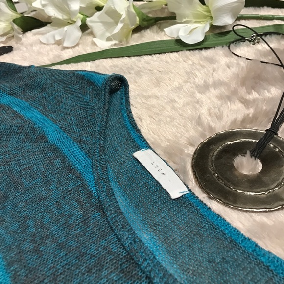 LUSH cropped top - Picture 4 of 5