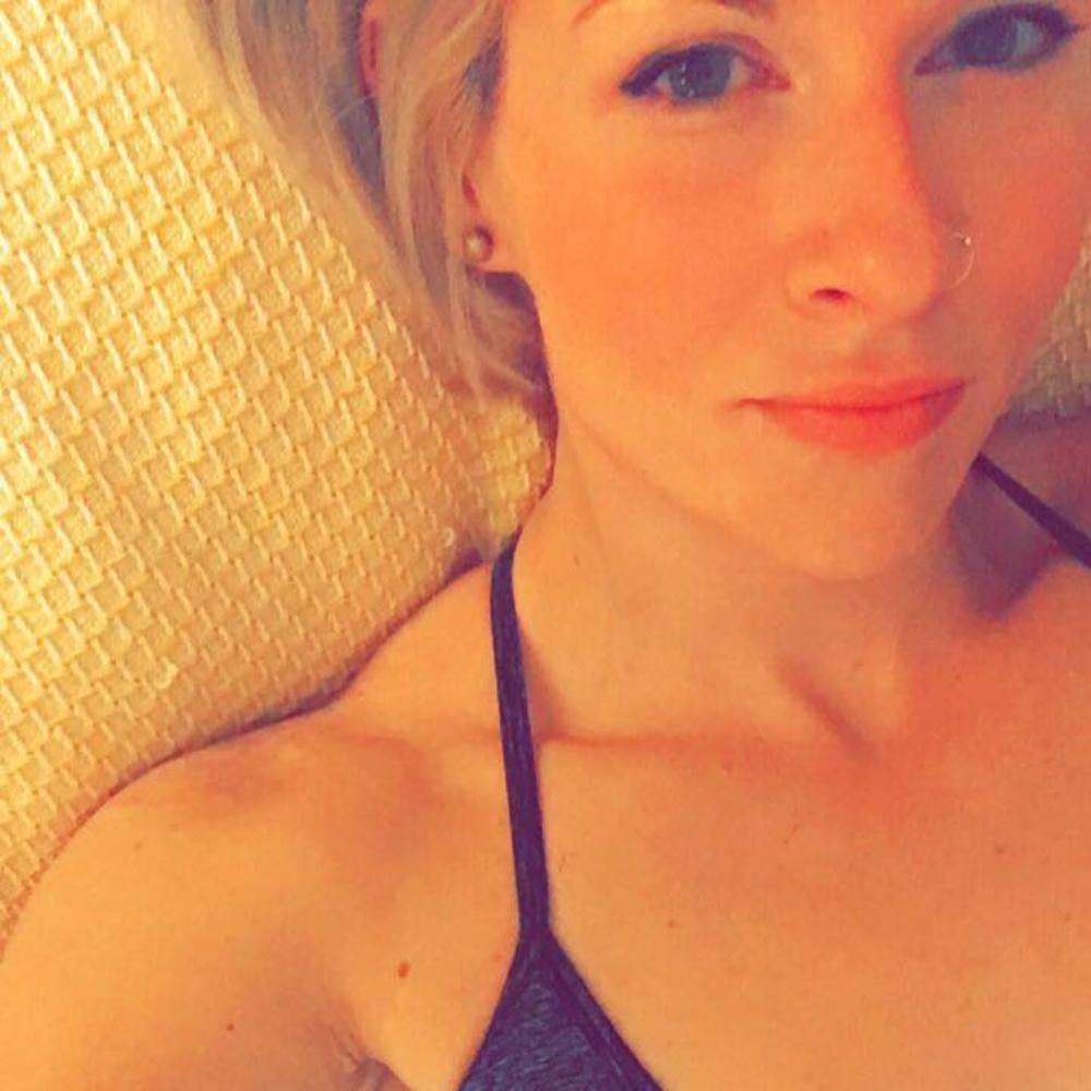 Meet your Posher, Holly