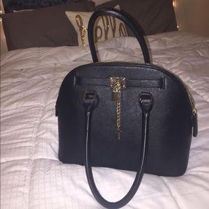 ALDO Perfect Pocketbook!!!