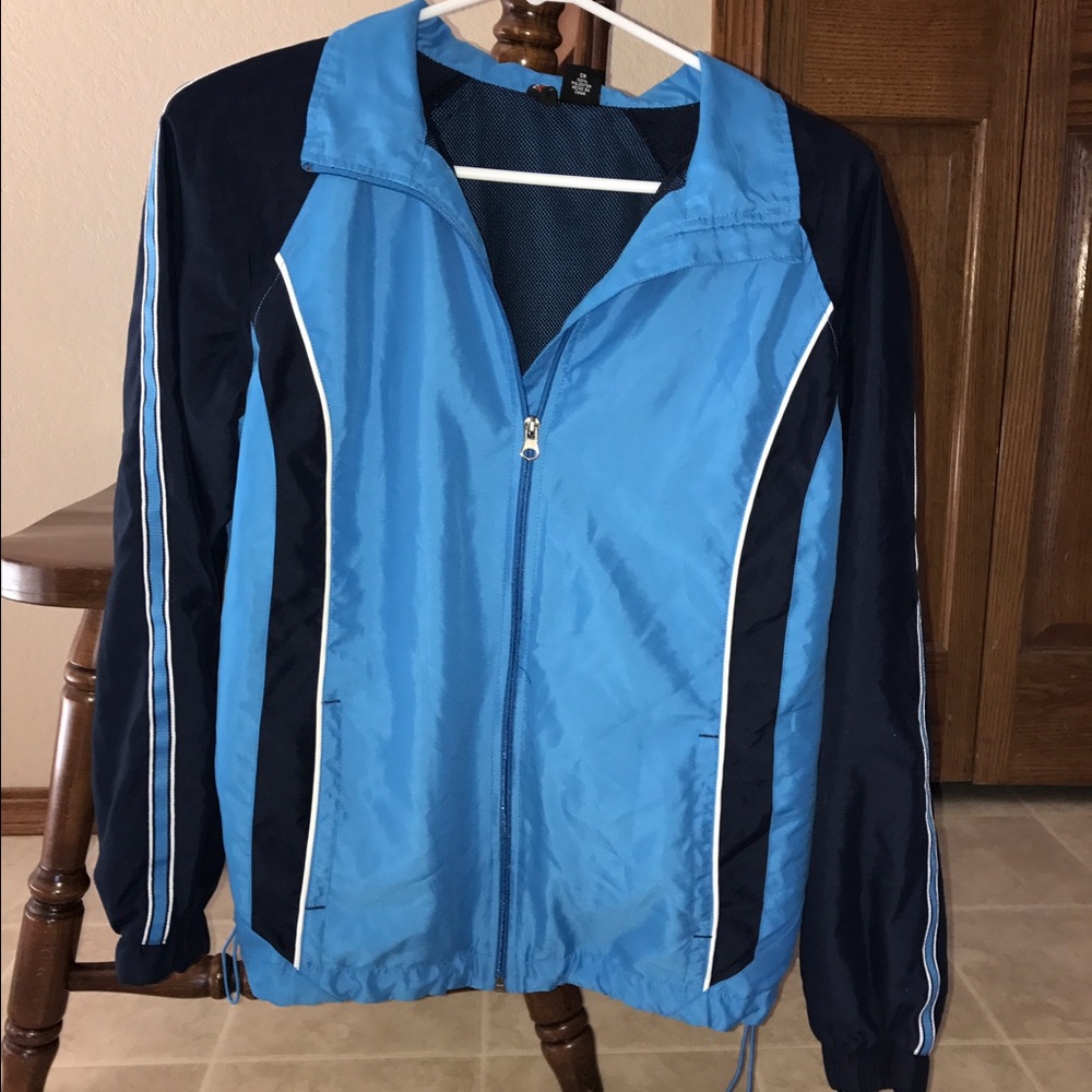 NWOT Spring/athletic jacket size small