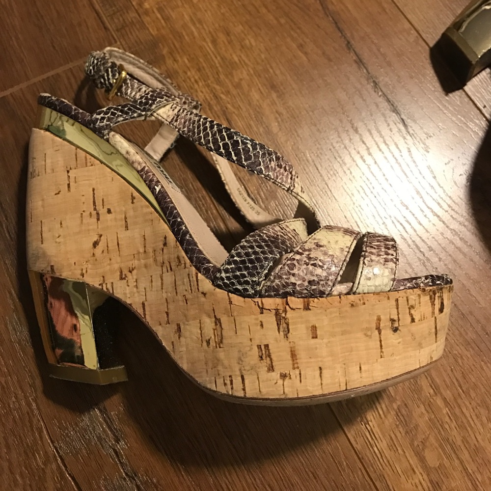 Miu Miu Gold-Python Platform-Wedges-Size-35 - image 2