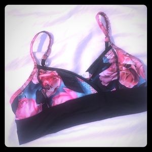 Lulu lemon floral sports bra