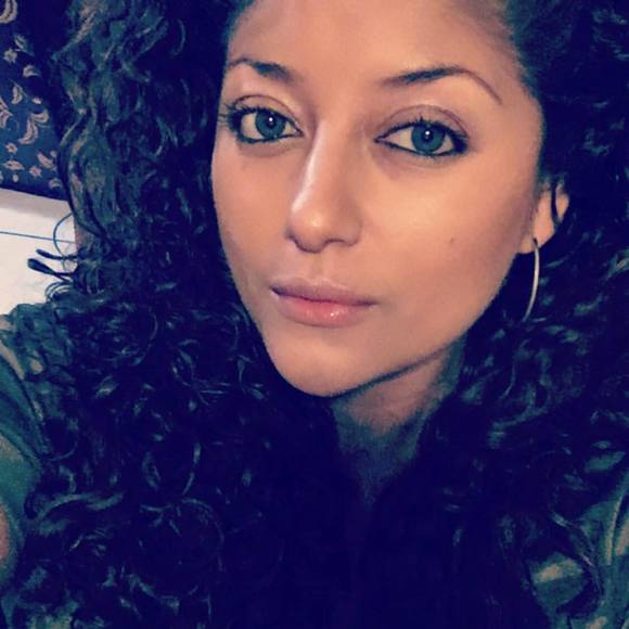 Meet your Posher, Sarah - Picture 3 of 17