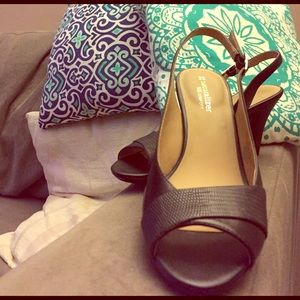 👠 Naturalizer slingback heels 👠 Only worn twice!