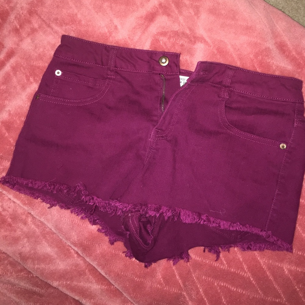 HIGH waisted burgundy shorts