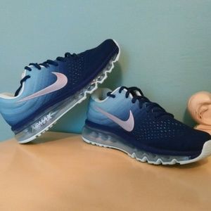 Nike Air Max 2017 girls grade school running