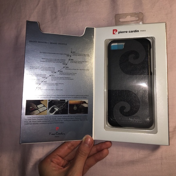 Black new leather iPhone 7 case Pierre Cardin - Picture 2 of 4