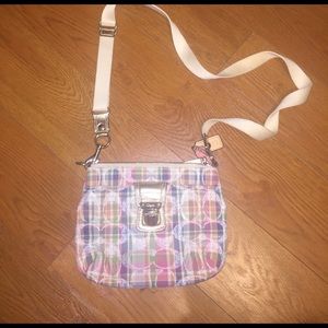Coach cross body purse! Lightly used
