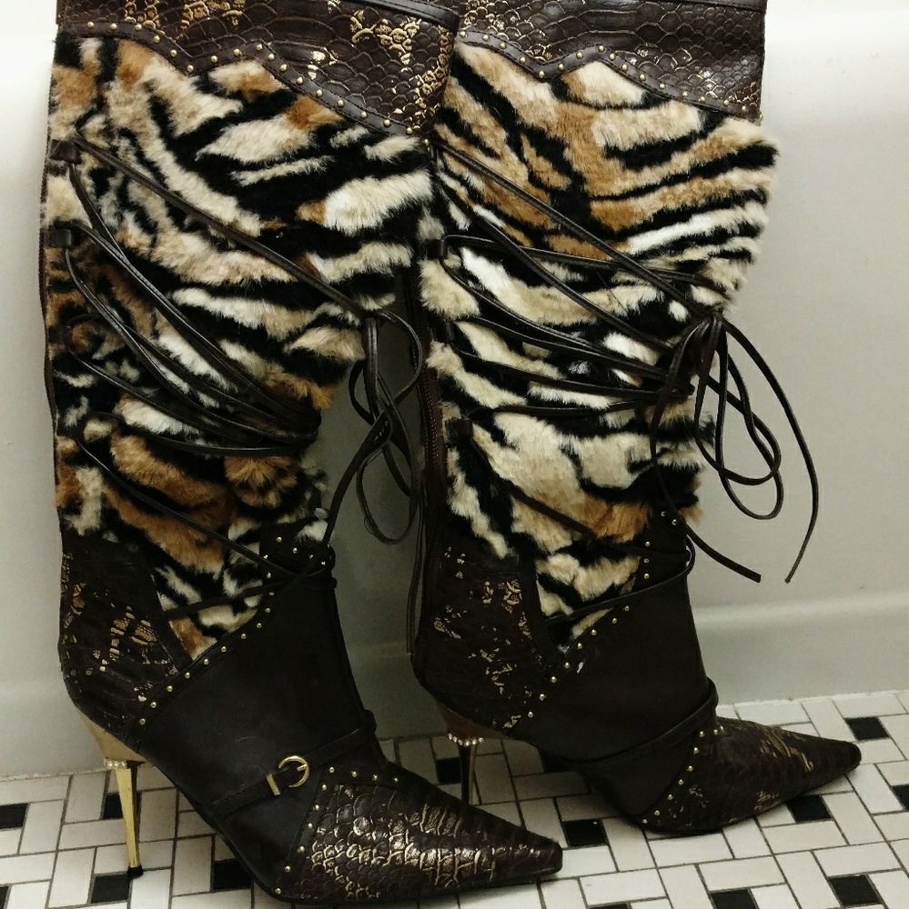 Faux Fur/Faux Leather Knee-high High-heeled Boots