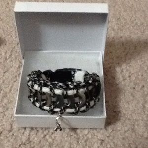 A bracelet for "Hope"