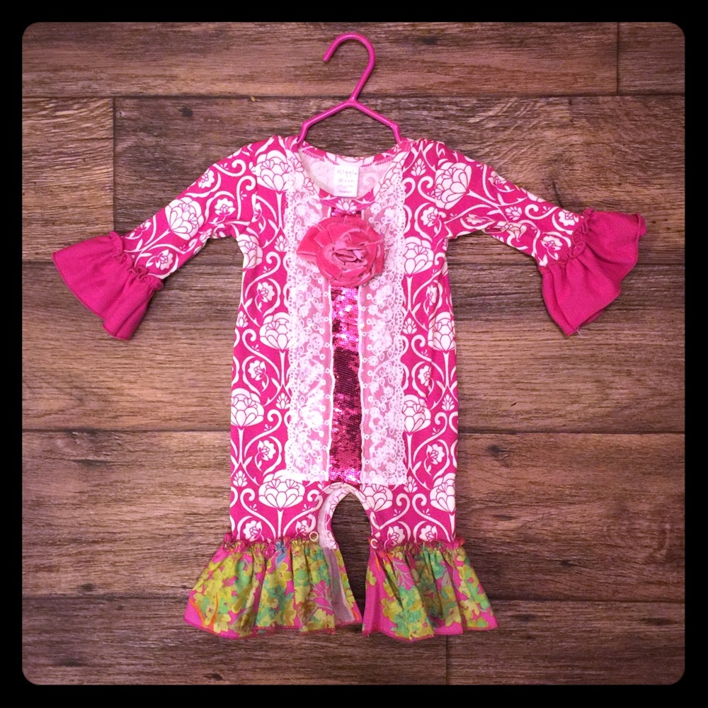 Giggle Moon one piece outfit.... NWOT