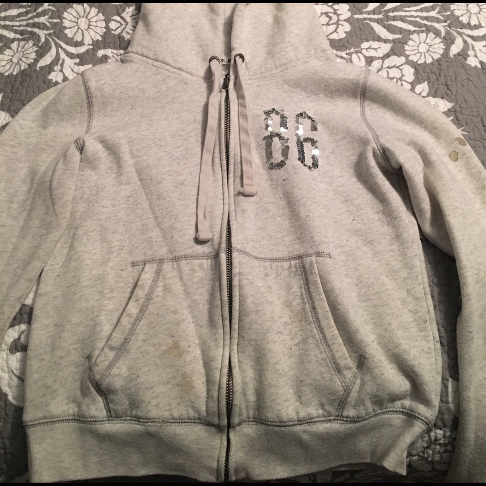 Victoria secret pink sweatshirt