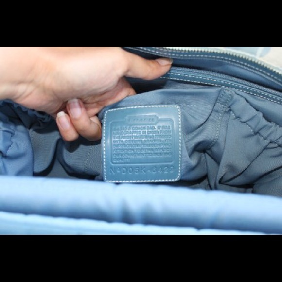 Coach signature Baby bag/ multi-functional tote - Picture 3 of 4