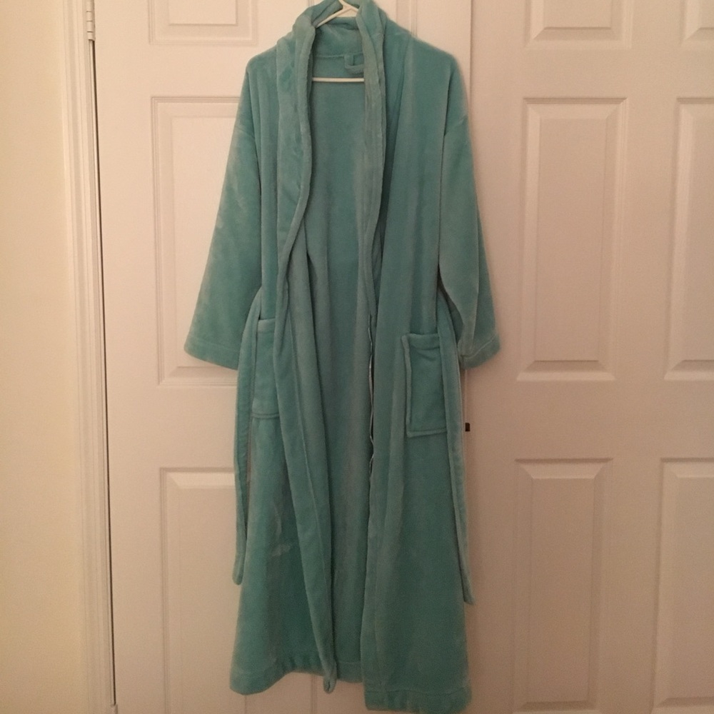 Tiffany Blue Cloud robe