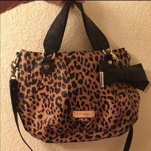 Cheetah hangbag