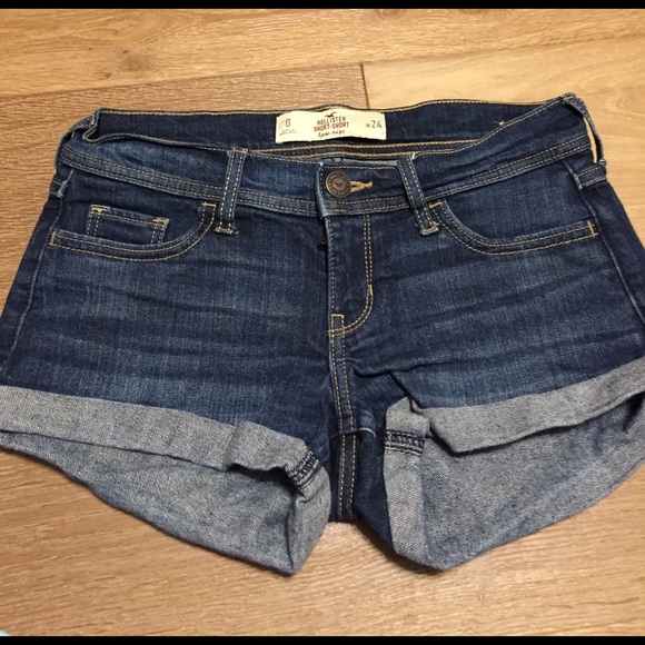 Hollister Pants - Hollister Jean Shorts - Size 0 - Low Rise