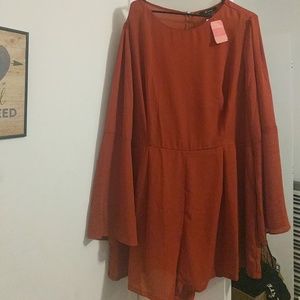3X Rust Bell Sleeve Romper NWT