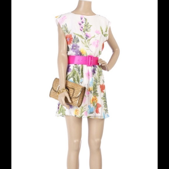 ⭐️ SOLD ⭐️ $398 Alice + Olivia silk floral dress - Picture 2 of 7