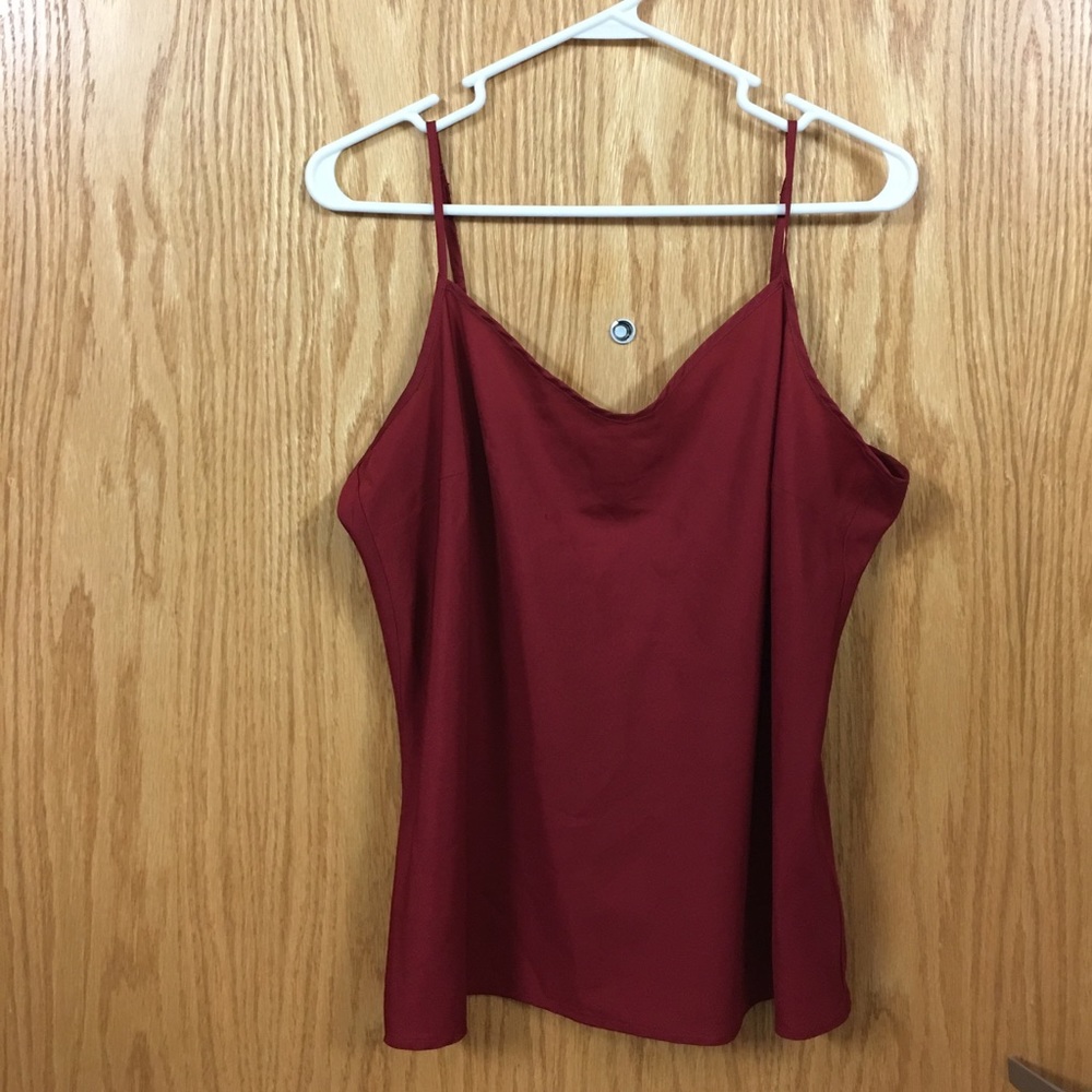 Red cami