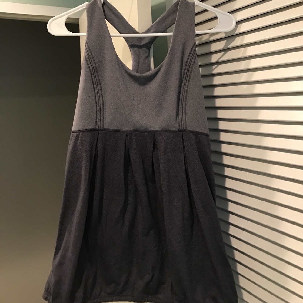 Lululemon athletica top with built in bra