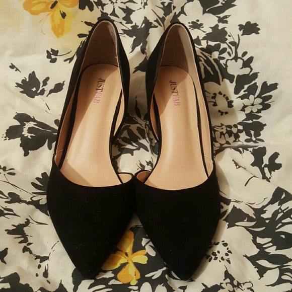 Shoes - Picture 3 of 3