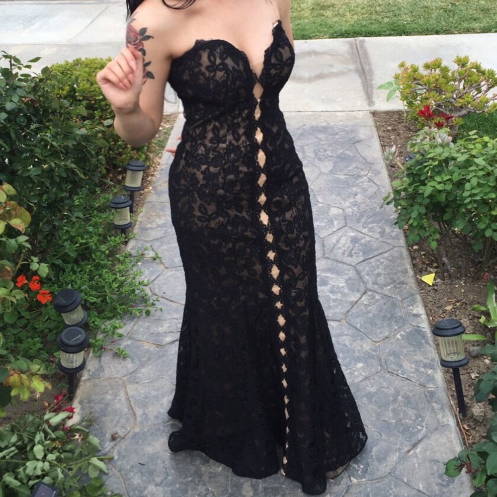 La Femme French lace mermaid prom dress