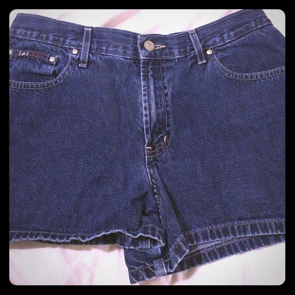 Lei shorts