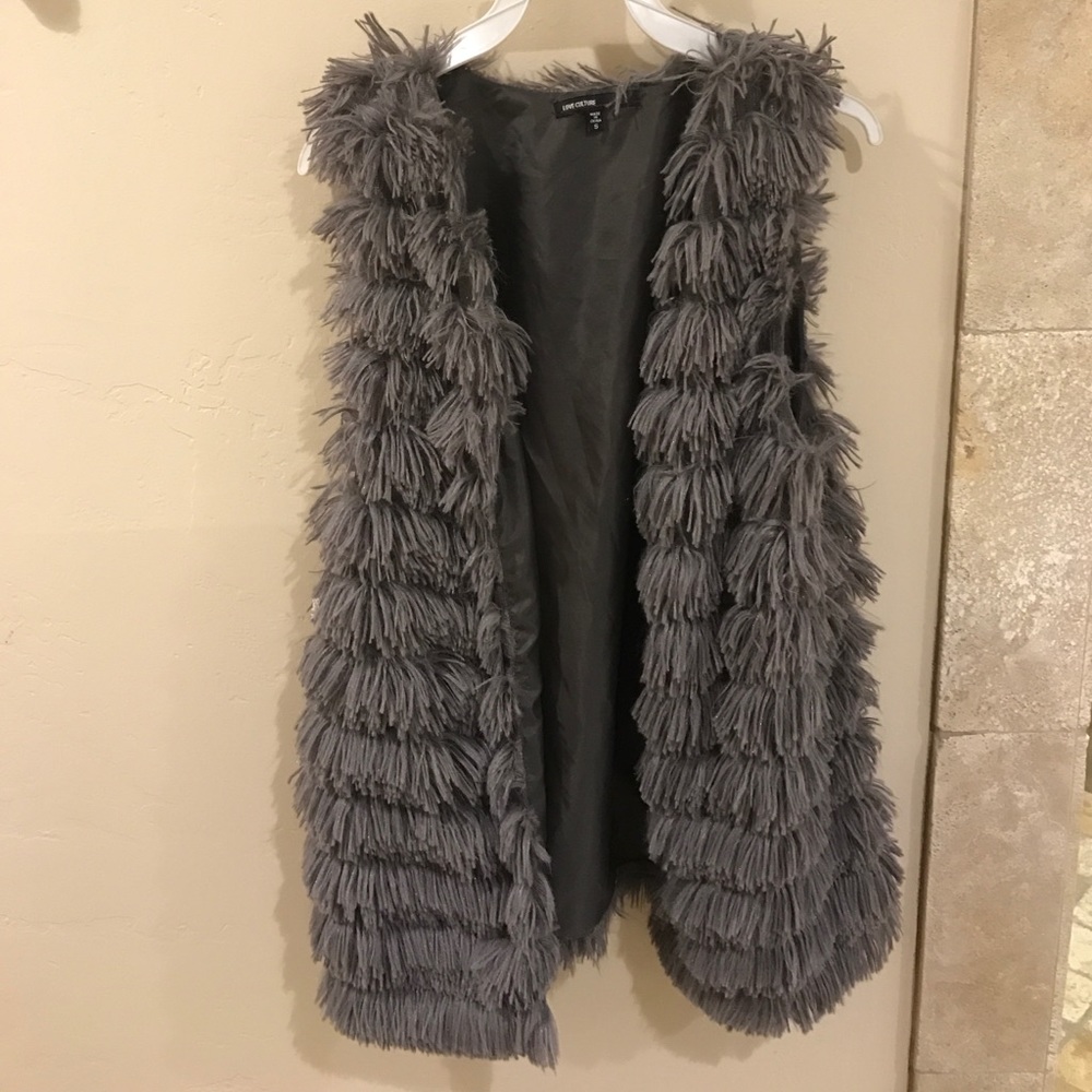 gray fur vest!
