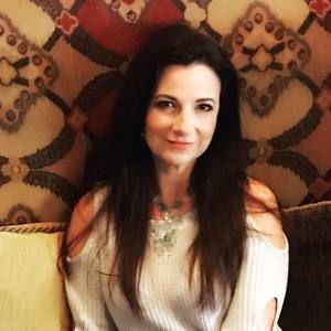 Meet your Posher, Rose