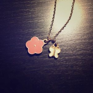 Flower necklace