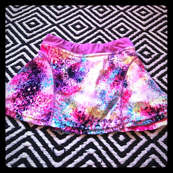 Champion Girls Athletic Skirt w/attached Shorts - Picture 1 of 3