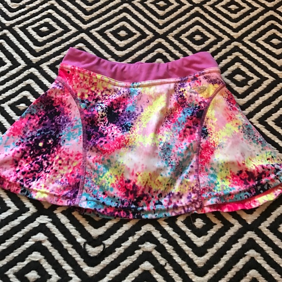 Champion Girls Athletic Skirt w/attached Shorts - Picture 2 of 3