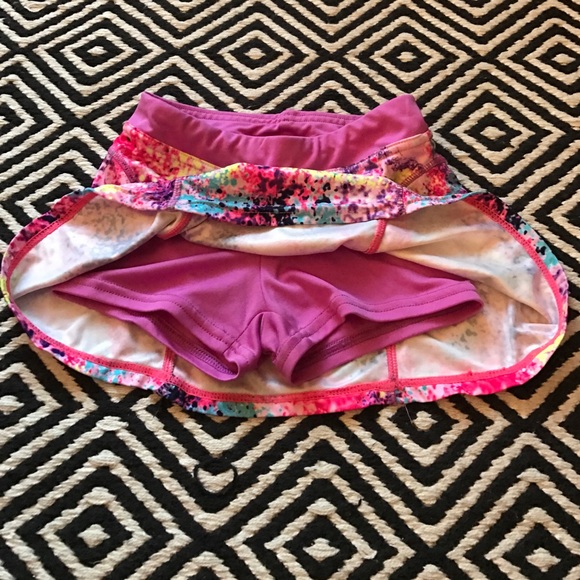 Champion Girls Athletic Skirt w/attached Shorts - Picture 3 of 3