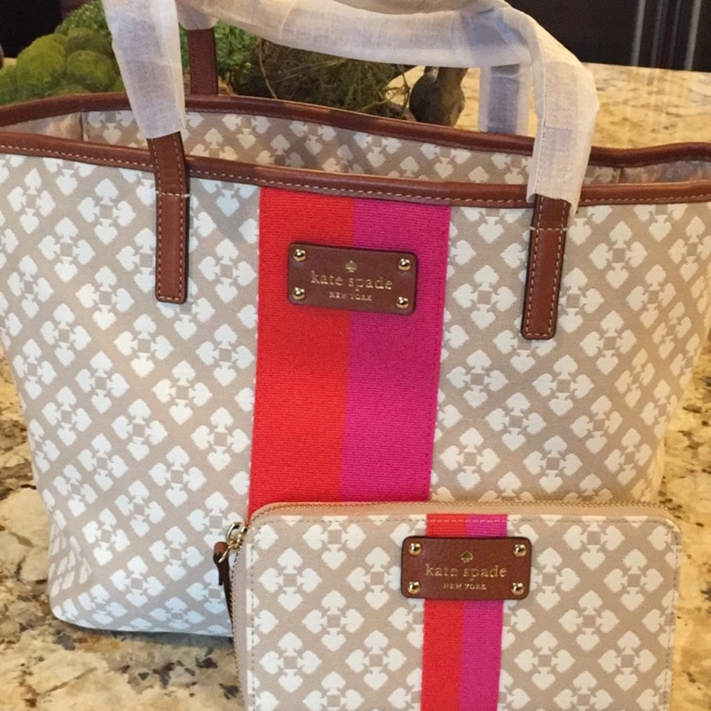 NWOT Kate Spade classic  tote