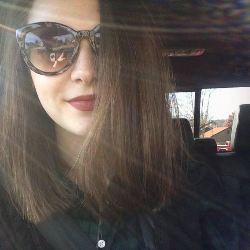 Meet your Posher, Julia