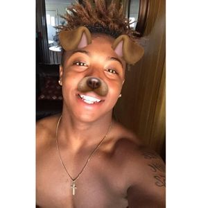 Meet your Posher, Jaron