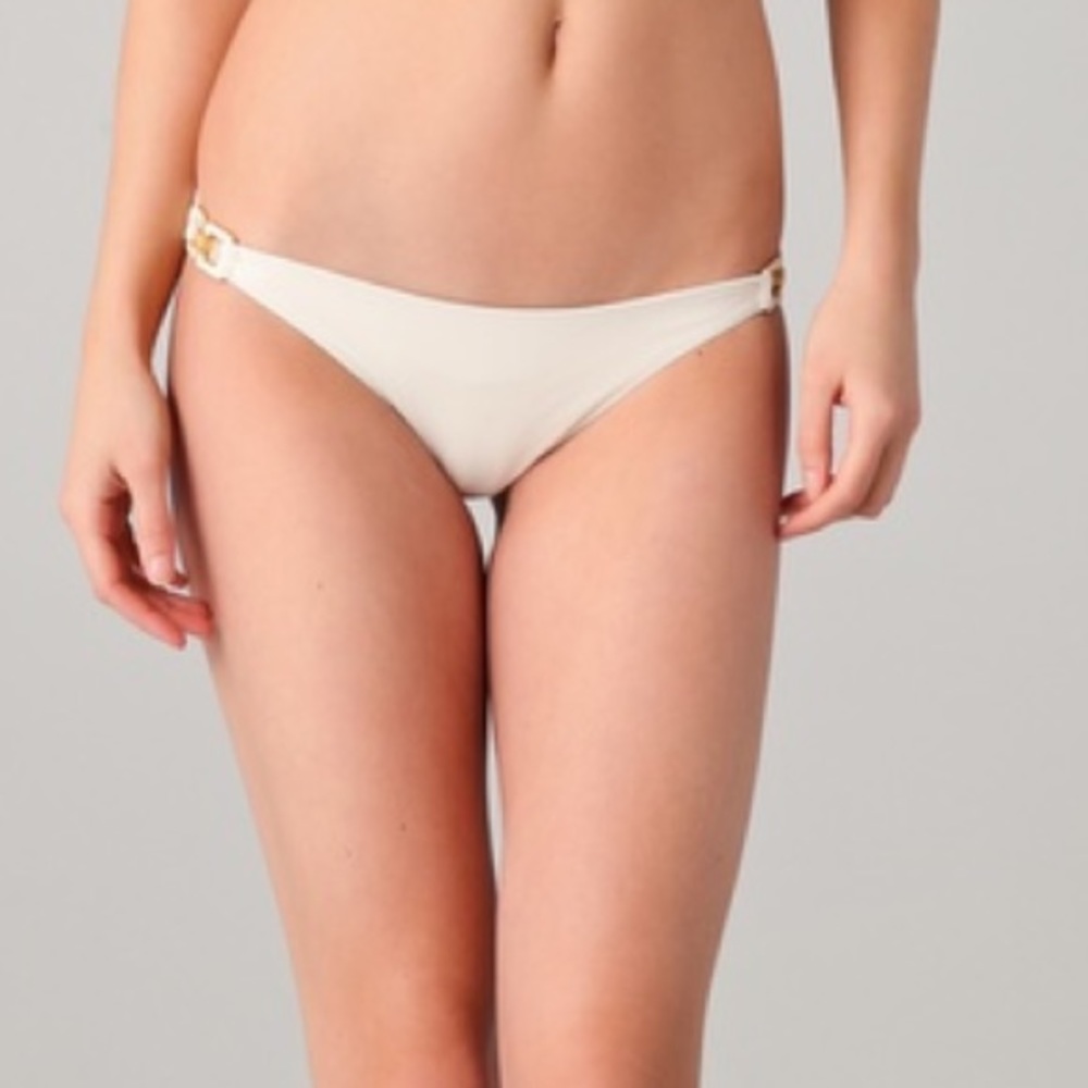 NWT L'Space Ivory Bikini Bottoms Side Chains Sz L