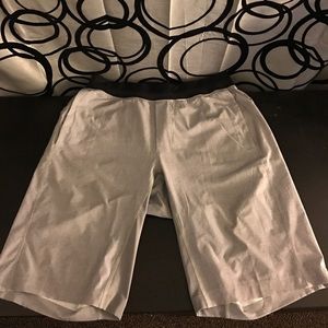 Lululemon T.H.E Short 11" Linerless