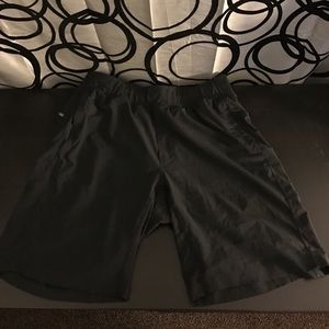 Lululemon T.H.E Short 9" Linerless