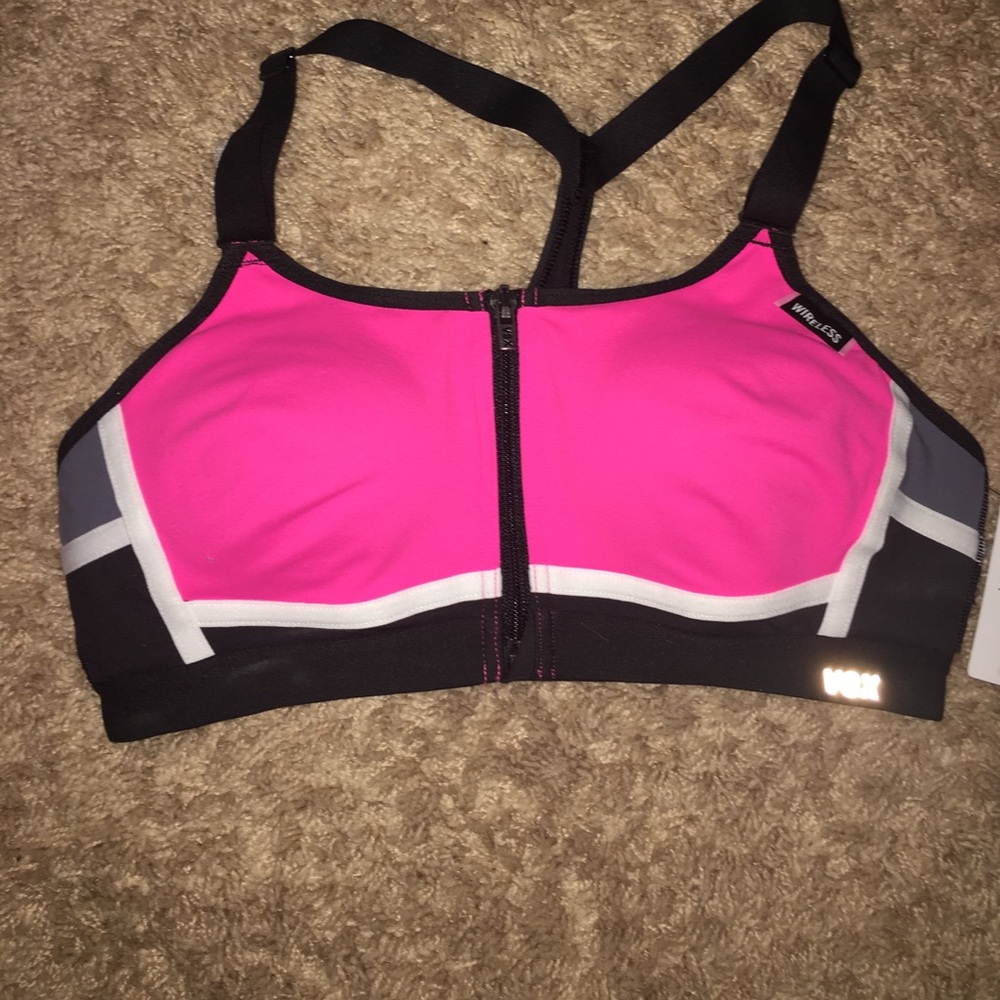 New VSX sports bra. Size34 B