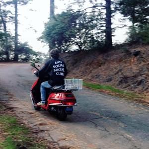 Meet your Posher, Dante