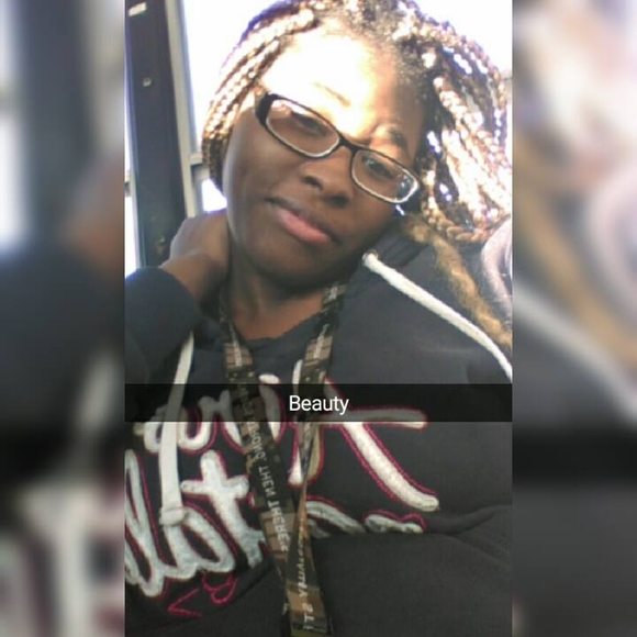 Meet your Posher, Romeshia - Picture 1 of 1