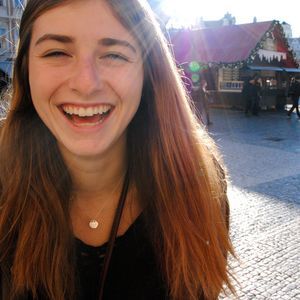 Meet your Posher, Carly