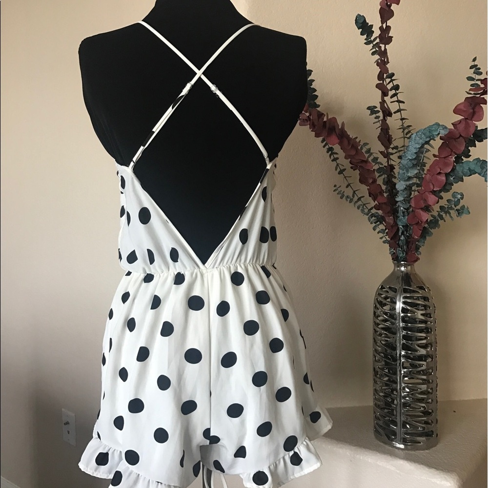 Polka Dot Ruffled Romper - Picture 4 of 5